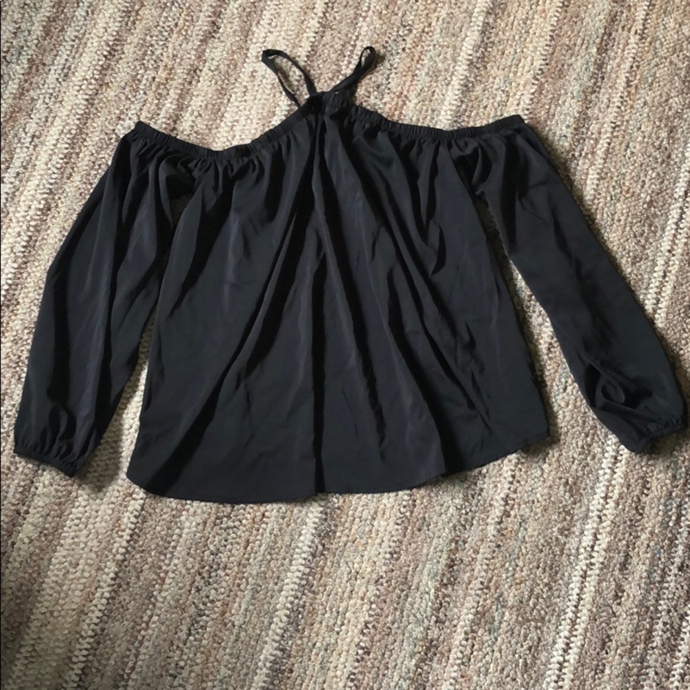 Black shirt